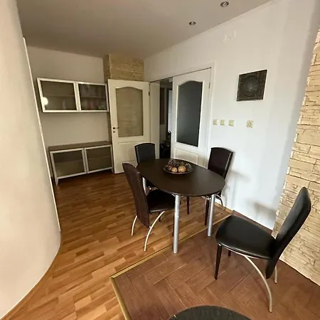 Central, 3 Bedroom At Golden Complex * Slantschew brjag