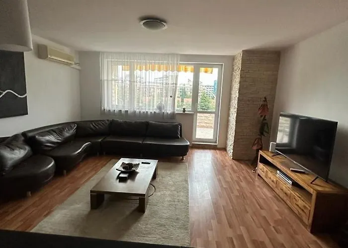 Central, 3 Bedroom At Golden Complex