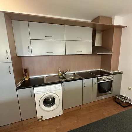 Central, 3 Bedroom At Golden Complex
